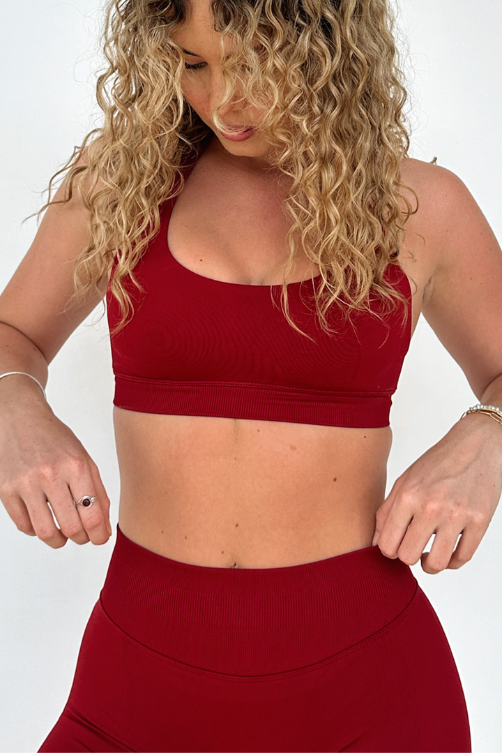 CONTOUR CROP - CHERRY RED