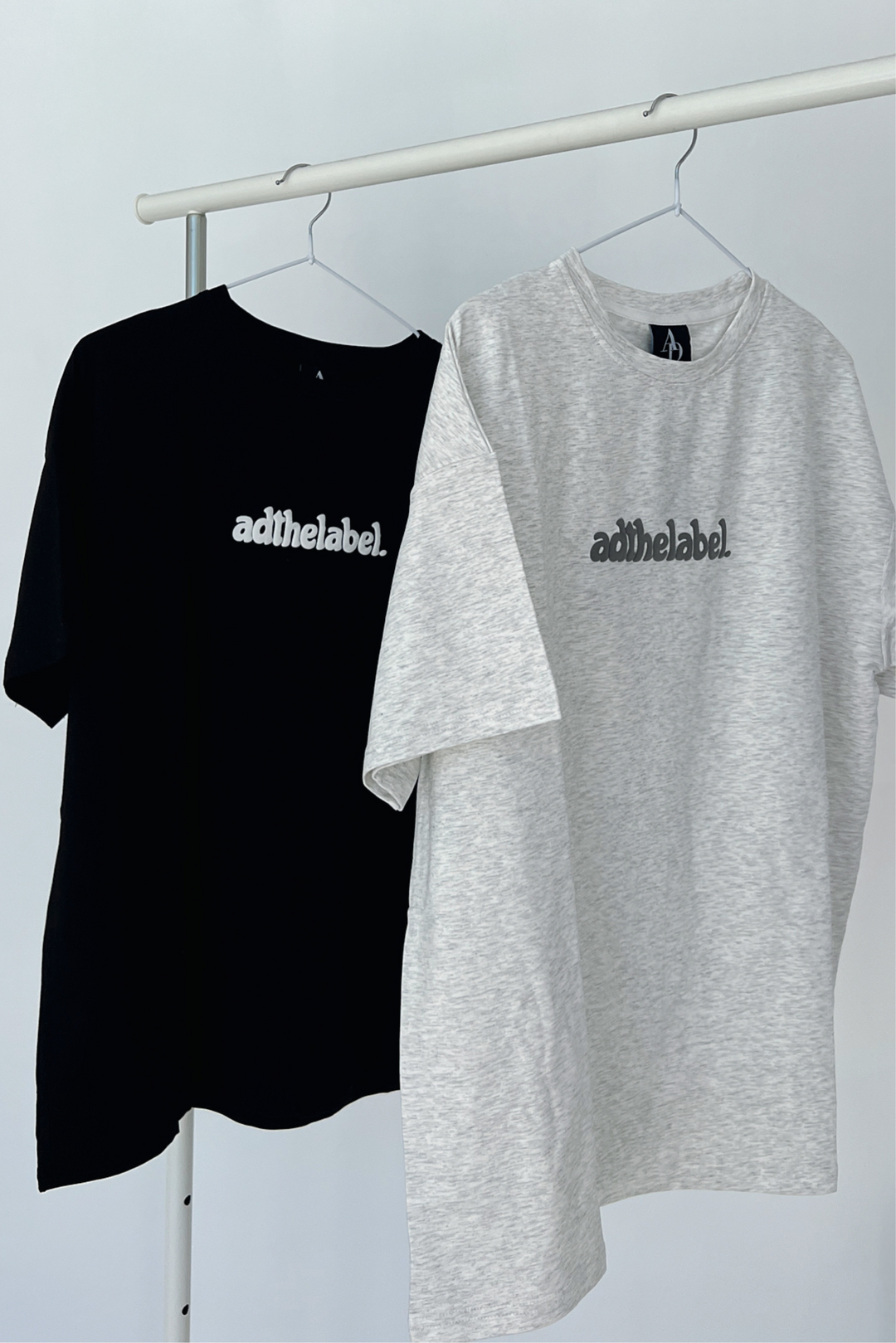 OVERSIZED TEE - BLACK