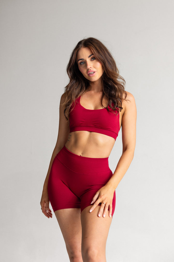 CONTOUR SHORTS - CHERRY RED